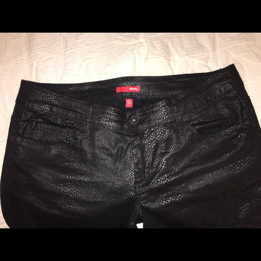 🖤🐊BLACK CROCODILE ROCK🐊🖤. ⭐️STAR PANTS⭐️